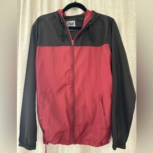 Mens’s Windbreaker jacket - Black and Maroon NWOT Full Zip Men’s Medium